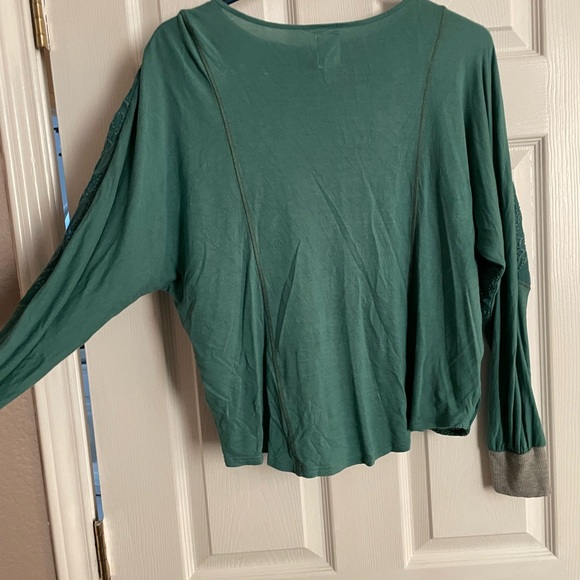 Chic Teal Embroidered Long Sleeve Top - Picture 3 of 3